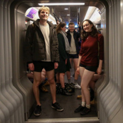 'День без штанов' в лондонском метро