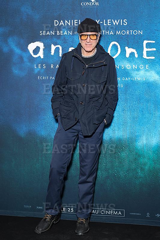 PARIS: Anemone - Premiere