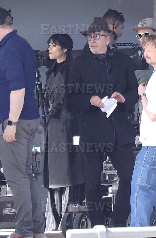 Tournage de la sA�rie mercredi avec Tim Burton et Jenna Ortega A� Paris