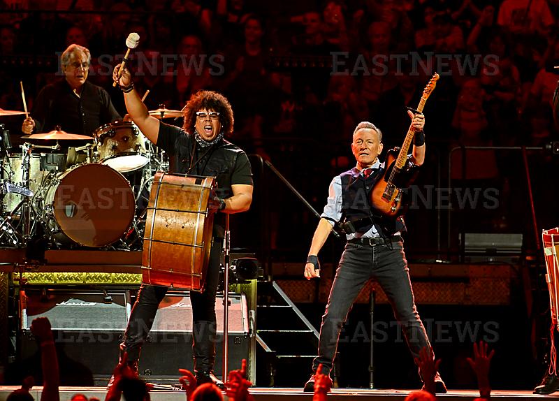 Bruce Springsteen and the E Street Band in Concert - New York