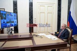 Видеосовещание Владимира Путина с членами правительства